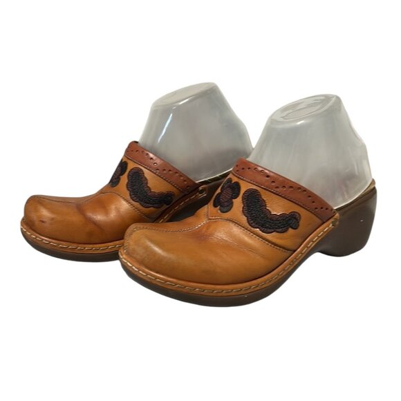 Indigo by Clarks Leather Clogs Embroidered Floral Western Mules 8 - Picture 4 of 10